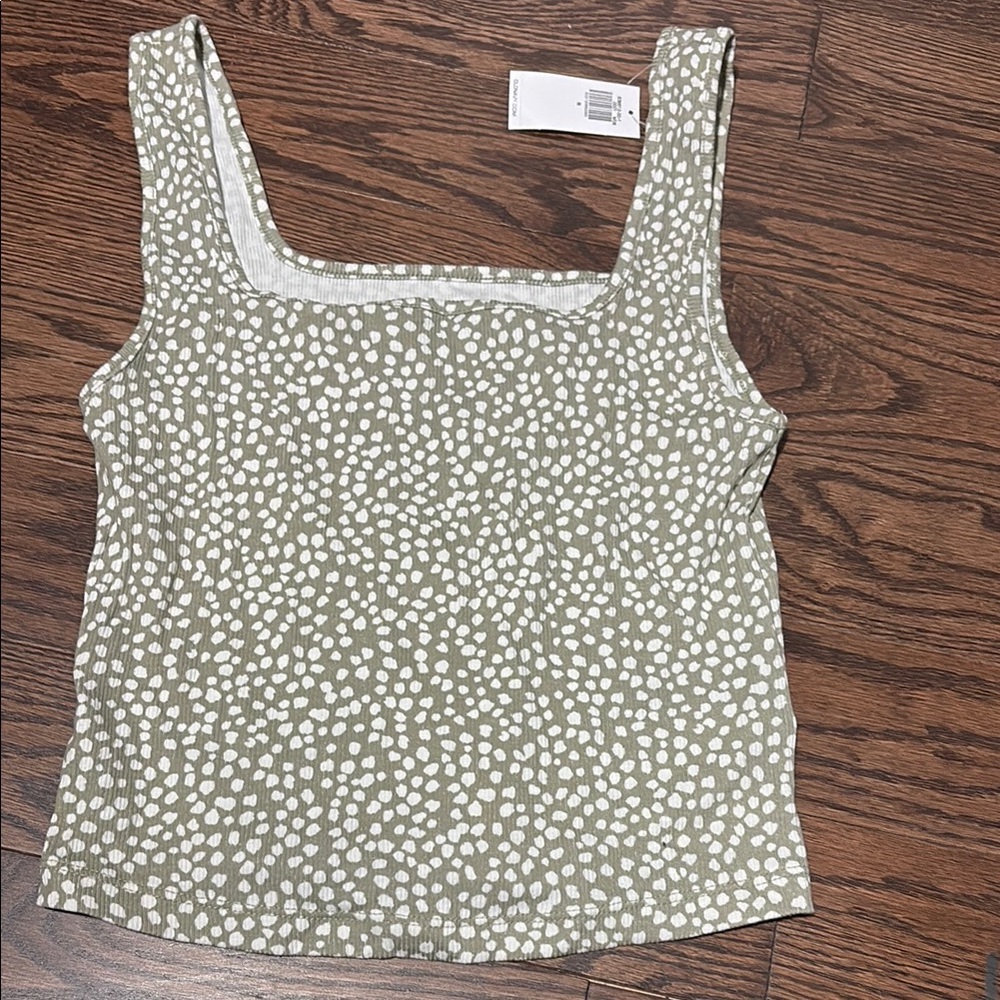 Green and White Patterned Women's Top